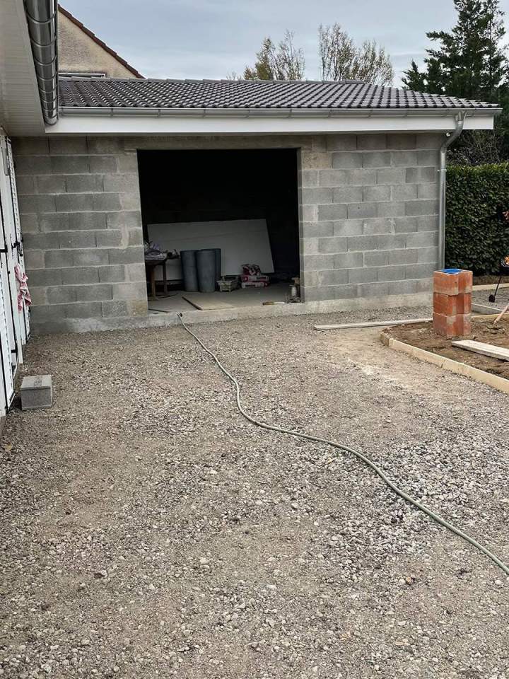 Travaux de rénovation extérieure en Rhône-Alpes